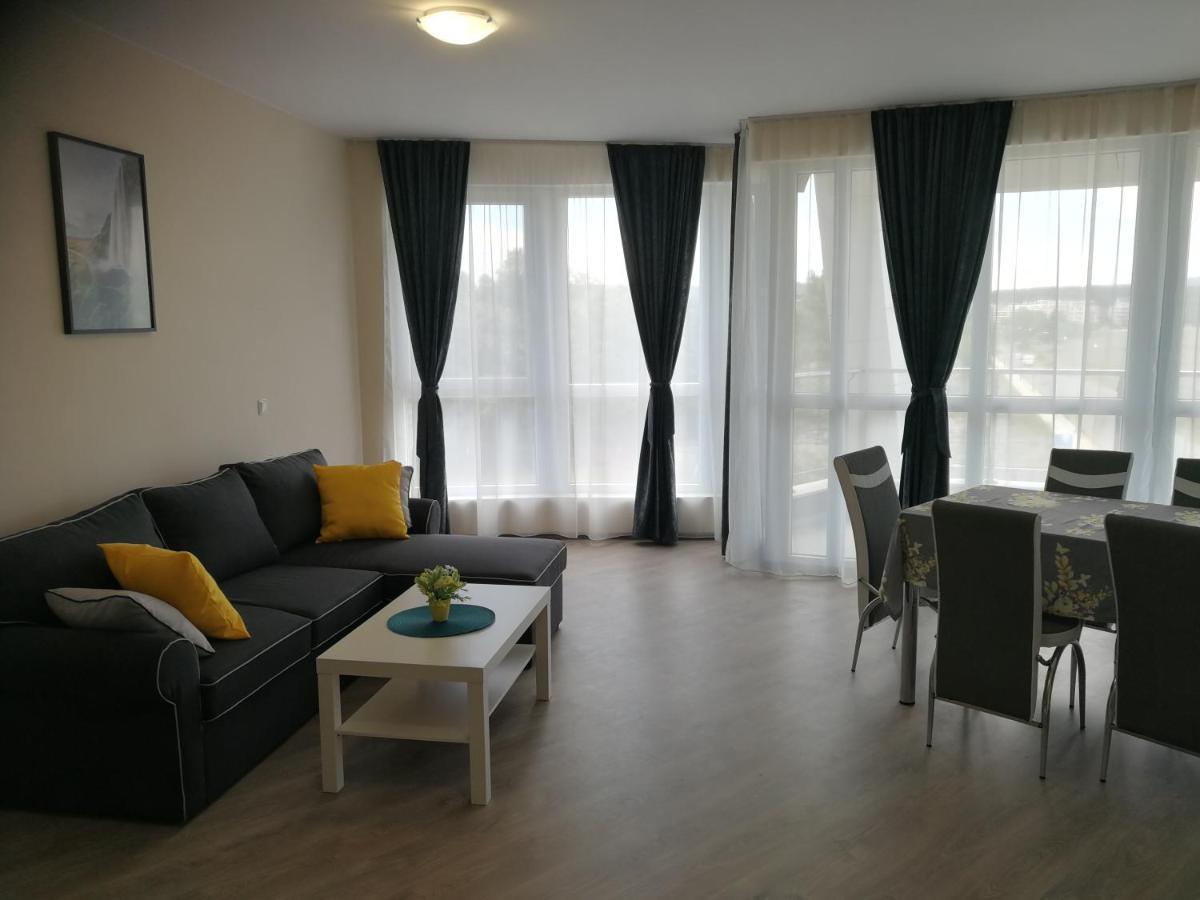 Donchevi Apartments Primorsko Exteriör bild
